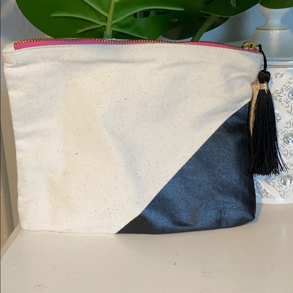 Paper source zipper pouch - Picture 2 of 3